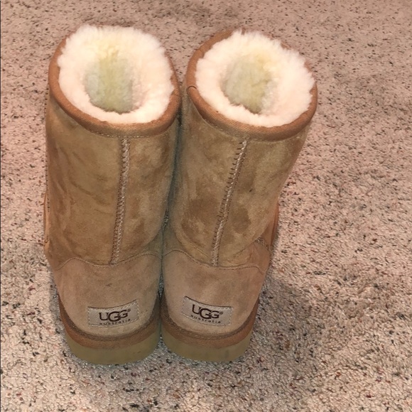 ugg classic short II boot - Picture 2 of 2